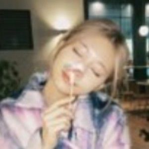 Meet your Posher, Emmaline